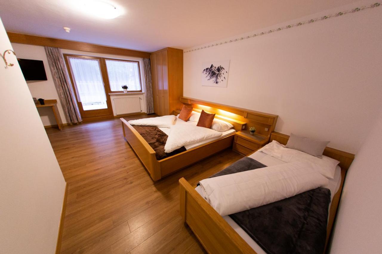 Almhotel Bergerhof Hotel 3*